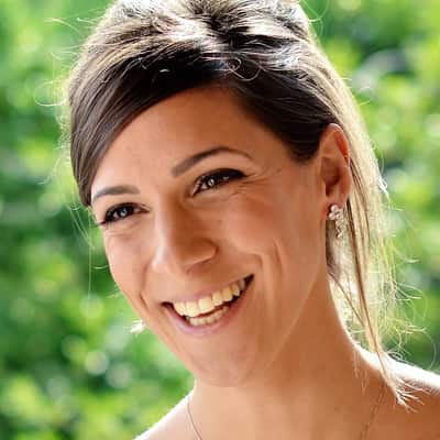 Michela  Sartori ti può aiutare a DIMAGRIRE SENZA DIETA. Michela  Sartori è coach del metodo Giusto Peso Per Sempre di Debora Conti (Piacenza Piacenza  Emilia Romagna).